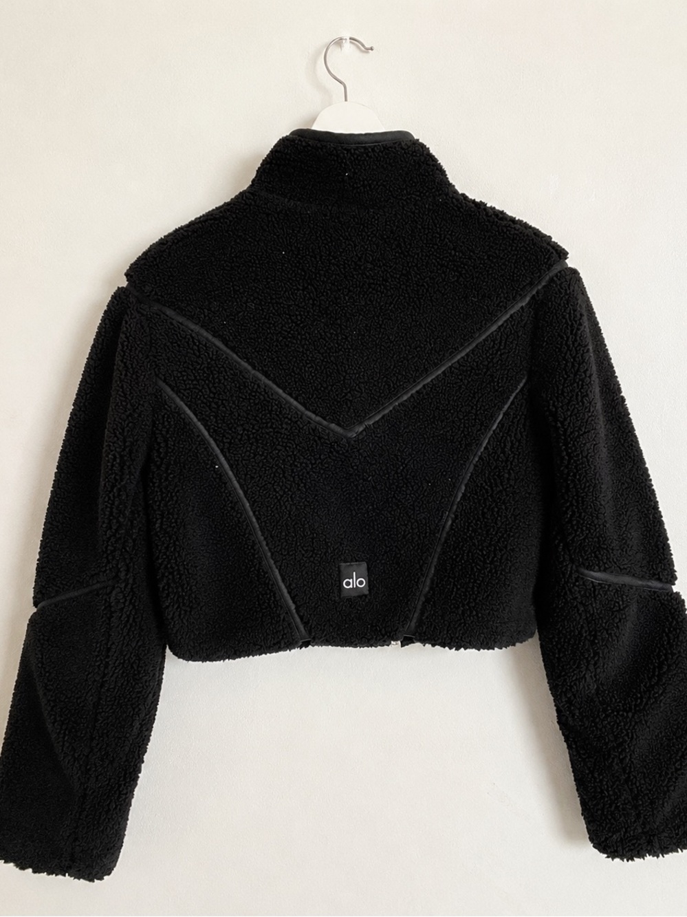 Alo Yoga Sherpa Cropped Slope Side Jacket |Black Size XS - Picture 5 of 8